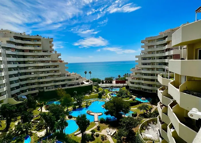 Wonderful New 1 Apartment In Benalbeach