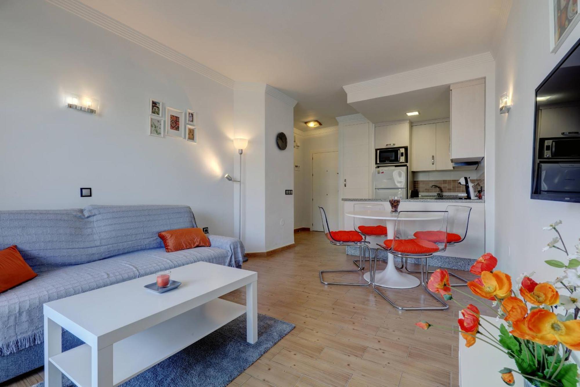 Wonderful New 1 In Benalbeach Apartment Benalmadena