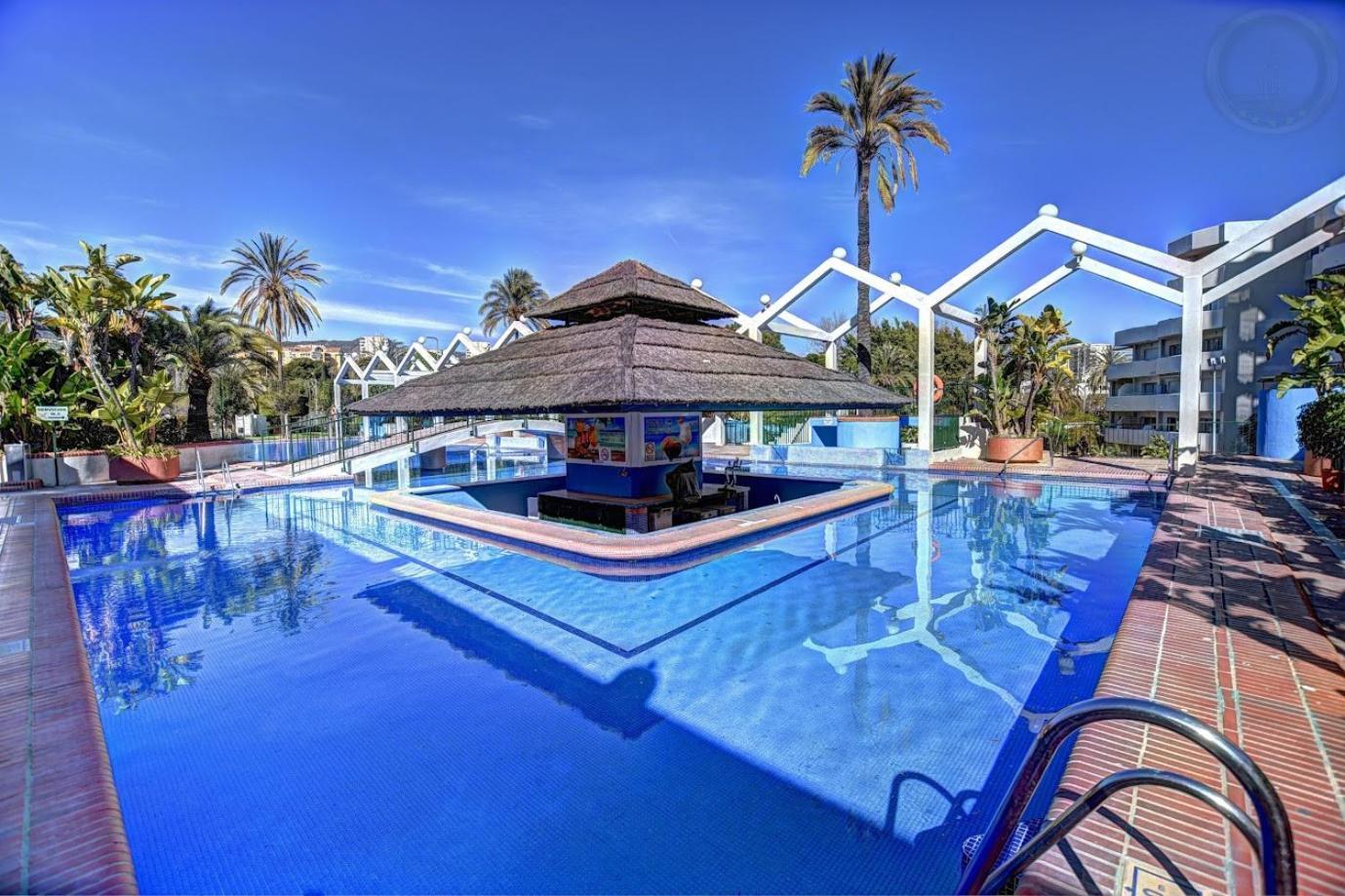 Apartment Wonderful New 1 In Benalbeach *