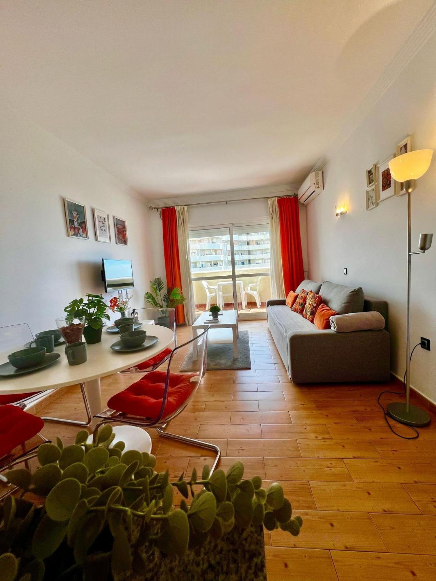 Wonderful New 1 In Benalbeach