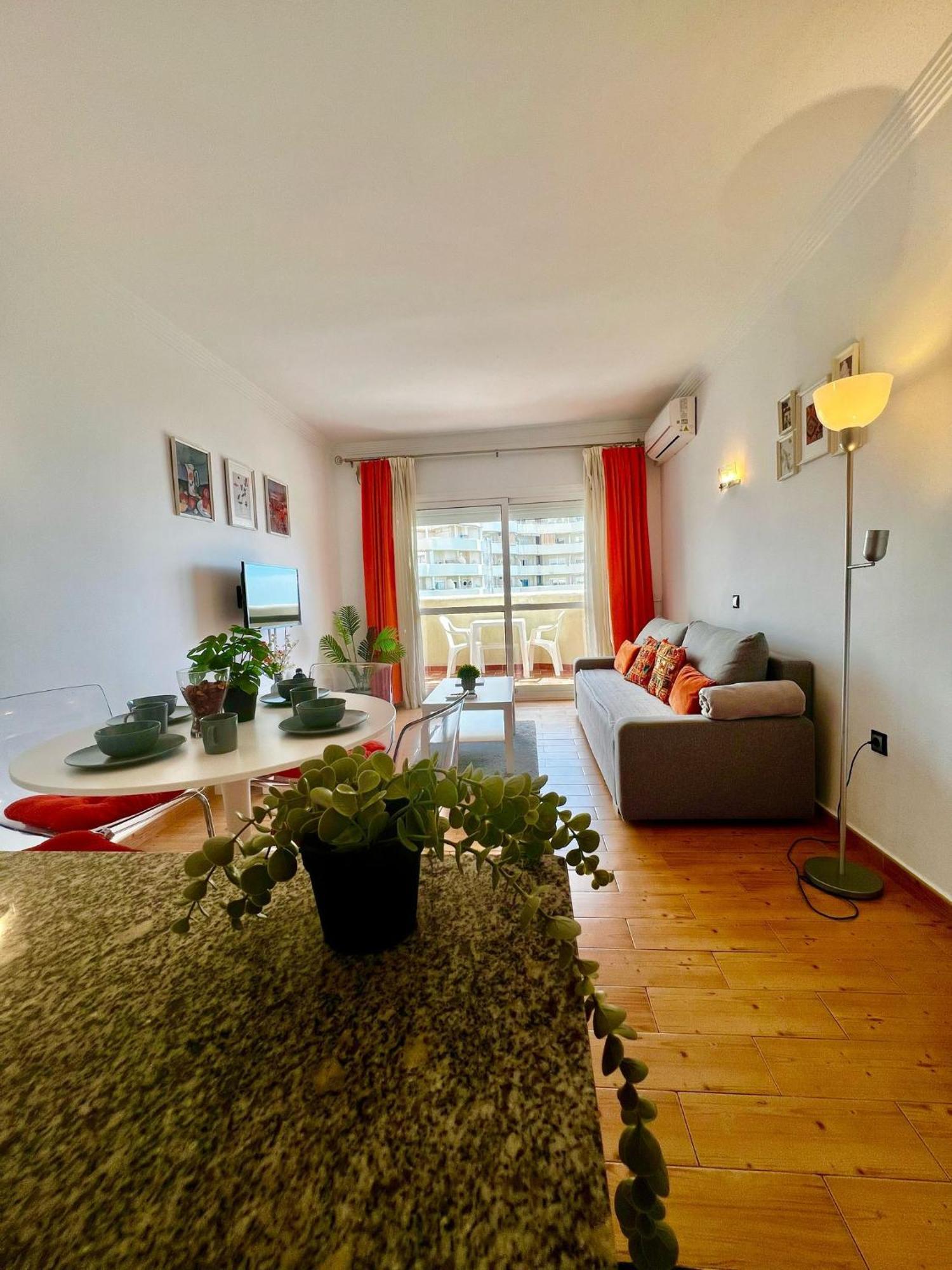 Apartment Wonderful New 1 In Benalbeach