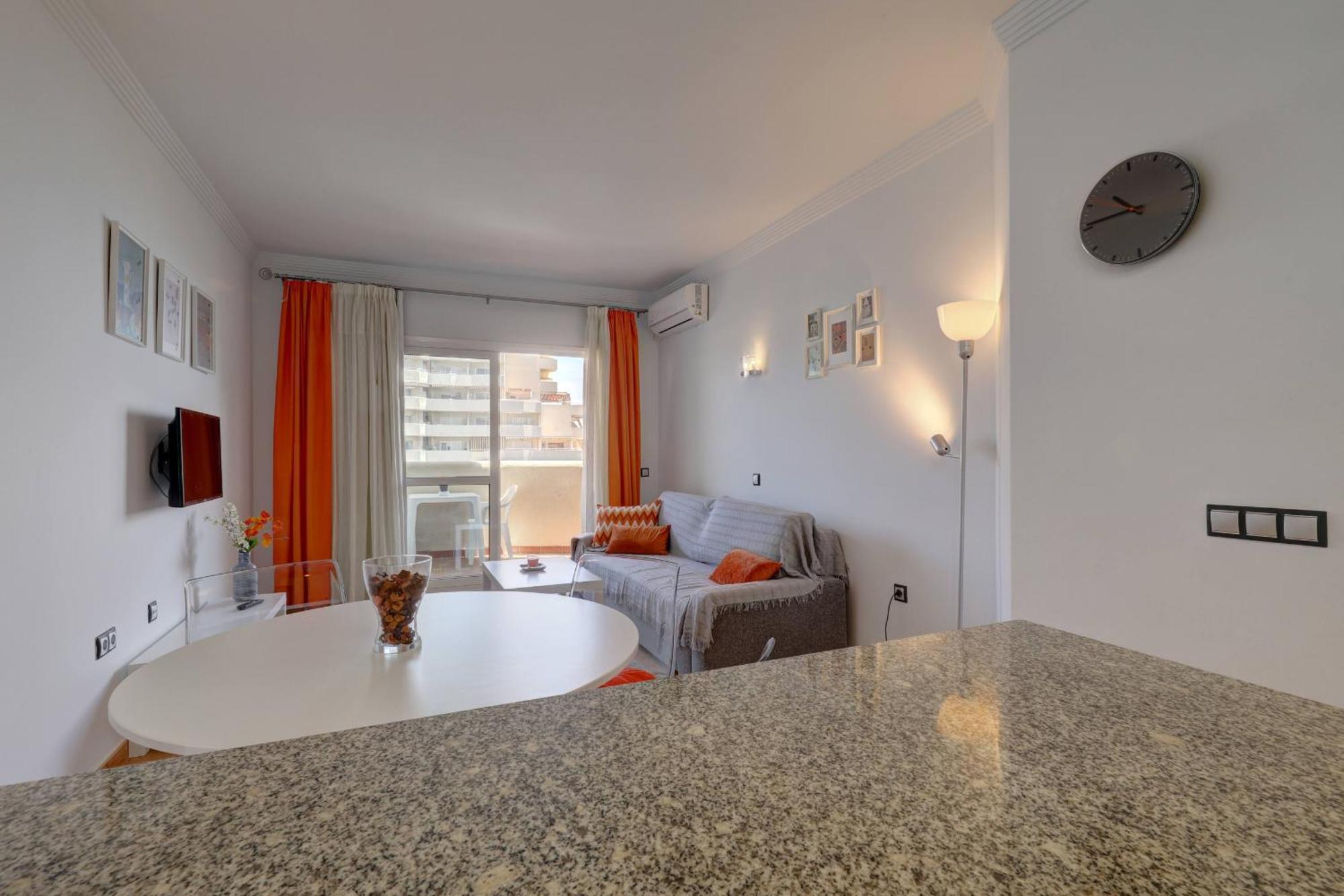 Apartment Wonderful New 1 In Benalbeach